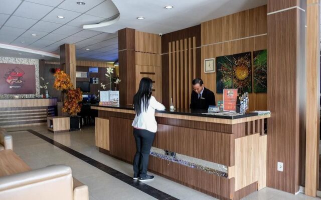 RedDoorz Plus near Living World Pekanbaru