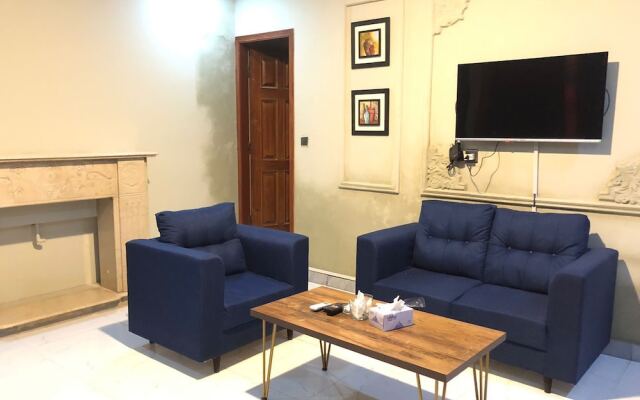 Royal Executive Guest House F-8