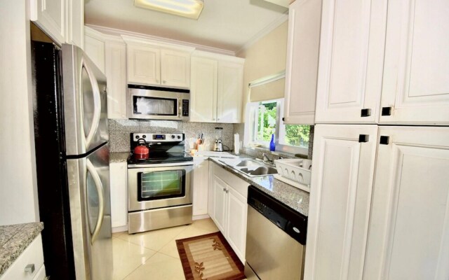 Paradise Pointe by Eleuthera Vacation Rentals