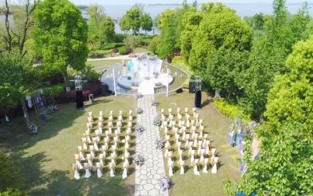 Suzhou Yangcheng Lake Lanting Hotel