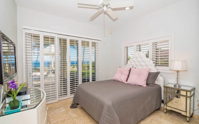 On The Rocks by Grand Cayman Villas & Condos