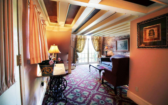 The Olivier House Hotel