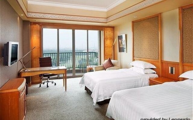 Crowne Plaza Lake Malaren Shanghai