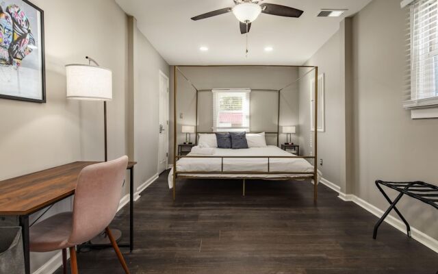 Historic CozySuites 4BR 2BA