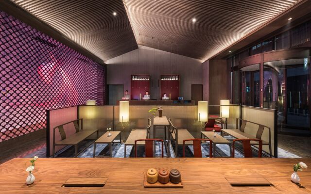 JOYA Shanghai Xujiahui Hotel