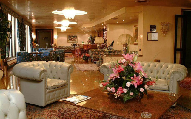 Hotel Leonardo Da Vinci - Image 2