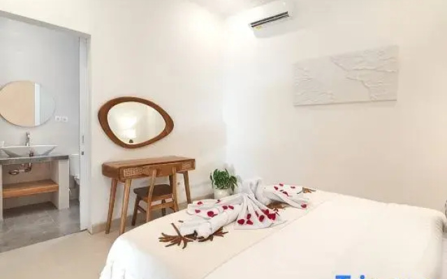 NEW 2BR Villa in Berawa w/Pool, Beach fast Wi-Fi