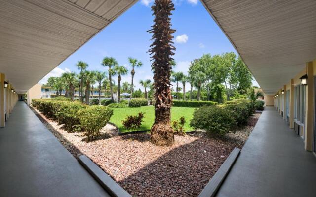 Days Inn by Wyndham Daytona Beach Speedway