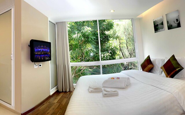 Nantra Sukhumvit 39 Hotel