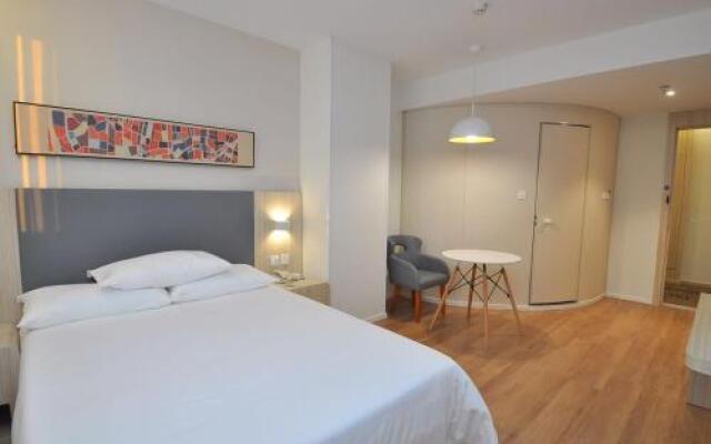 Elan Hotel Nanjing North Daqiao Road Red Sun Plaza