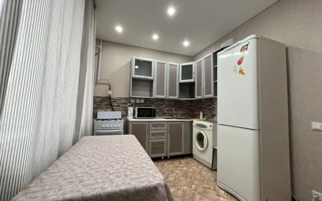 Apartments Live Here, district Entuziastov, bld.1