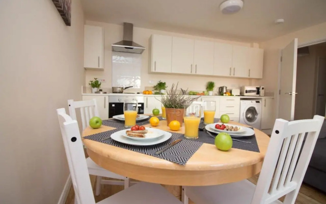 Stayzo Stylish Accommodation in Southampton 10