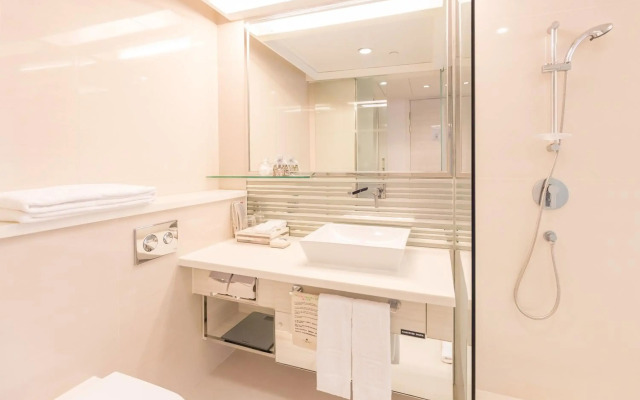 Regal Oriental Hotel