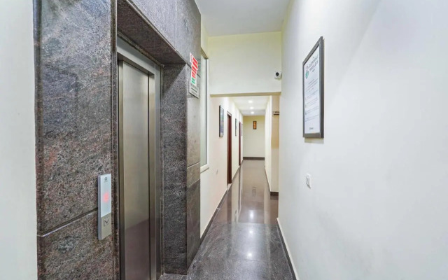 Treebo Cranberry Delight