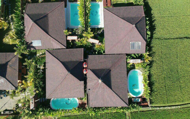 Candy Villa by GenuineHost