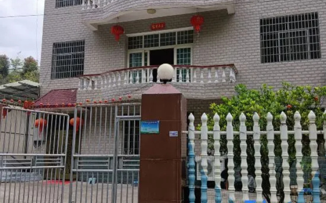 Liangliang Chinese Inn – Outside – Zhangjiajie