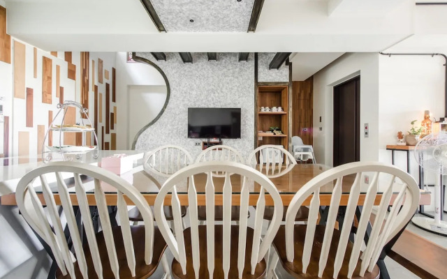 Milk Homestay