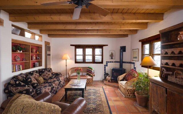 Hacienda Nicholas Bed & Breakfast
