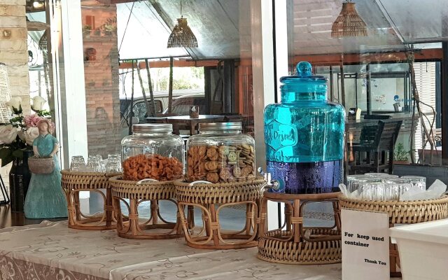 Plai & Herbs Suvarnbhumi Airport 