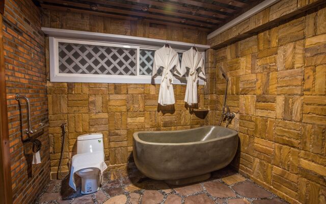 Home Stone Resort