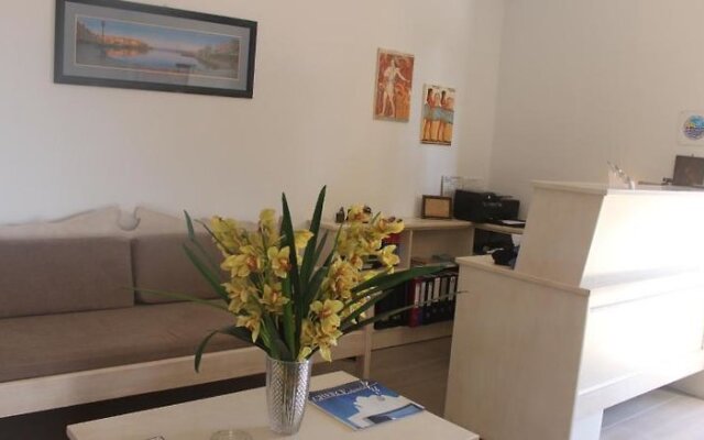 Sunny Suites Apartments