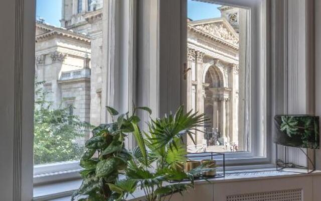 GM Luxury Suite at Basilica