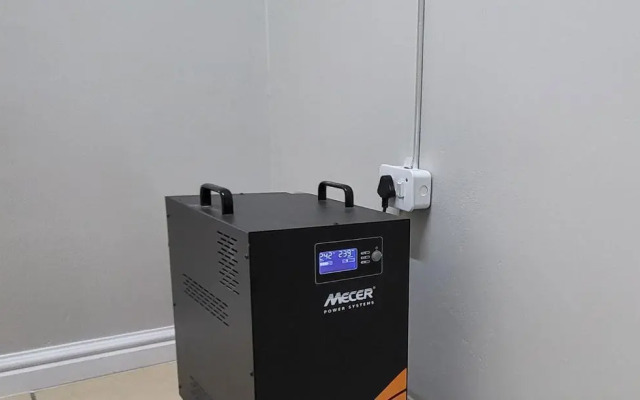 Shalimar Gardens Hotel