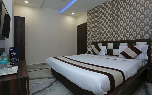 OYO 11540 Hotel Royal INN