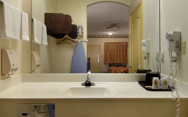 Texas Inn and Suites RGV