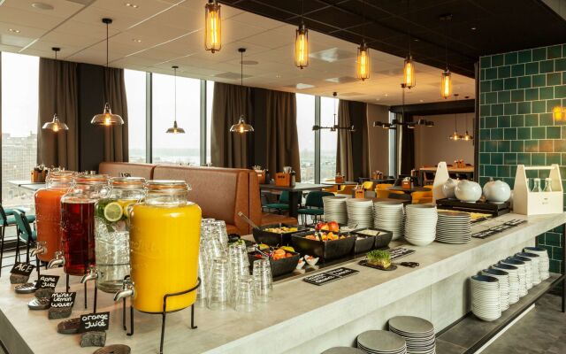Holiday Inn - the niu, Fender Amsterdam by IHG