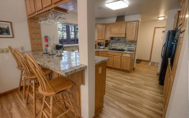 Bear Country by Lake Tahoe Accommodations