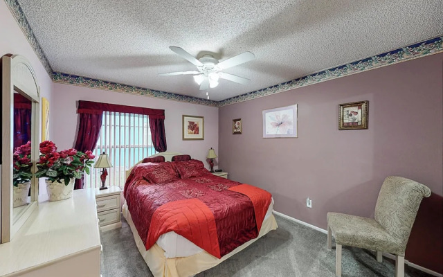 Colin and Cherryl's Indian Ridge Vacation Home