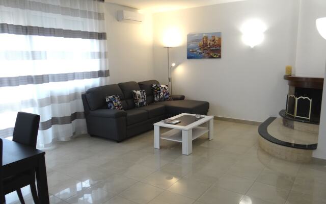 Grande appartamento al mare
