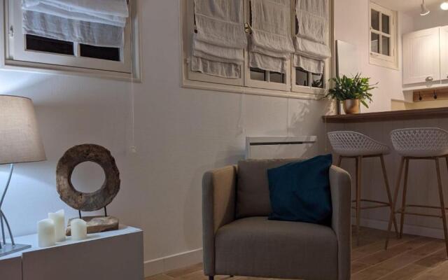 Seashore Hideaway studio