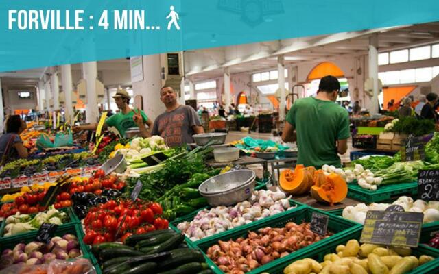 Duplex : Plage 300m, Clim, Netflix