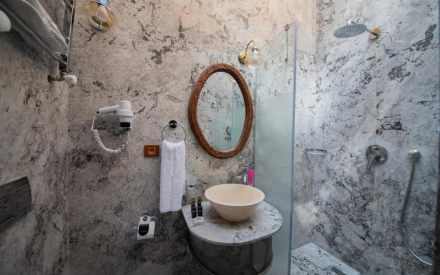 Roma Cave Suite Hotel