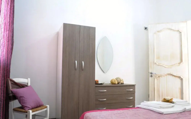 Baia Di Torre Squillace