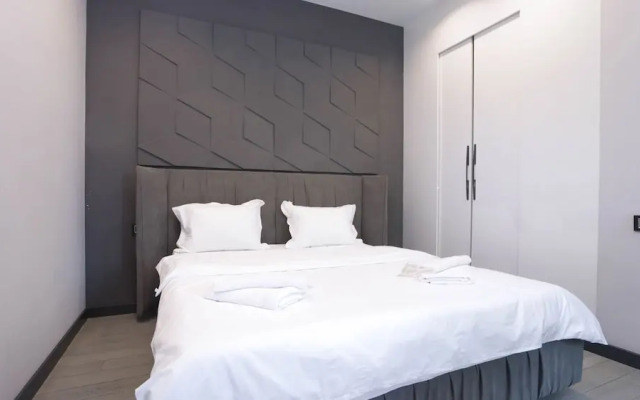 Stay inn on Tamanyan1a-23
