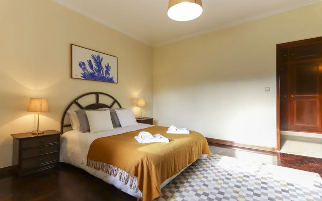 Sintra Classic Villa by Homing