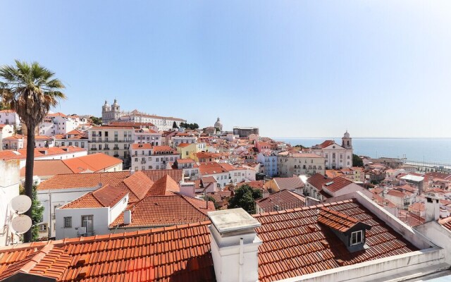 Castelo Typical by Homing