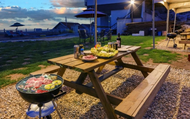 Ganghwado Pension Some