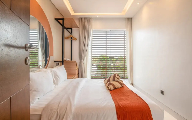 Mateo Villa Marvelous 6BR 2 Mins to Beach