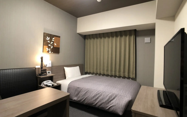 Ueda Ekimae Royal Hotel