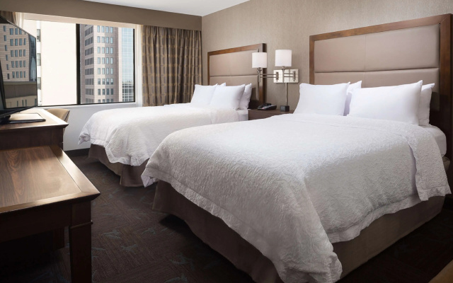 Hampton Inn & Suites Dallas Downtown