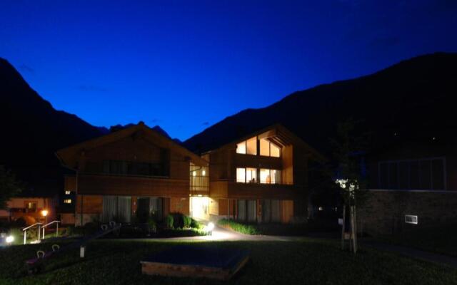 EdelWeiss AlpinLodge
