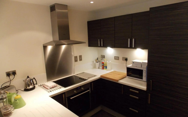 Violet Bank Apartment New Town