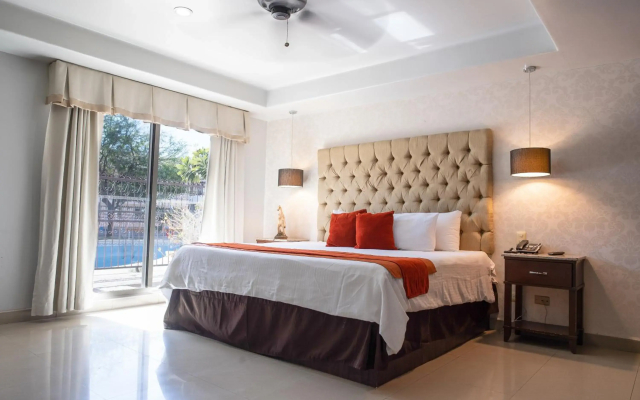Hotel Santorian
