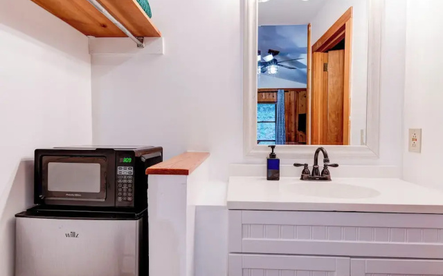 The Furry Lodge & Suites 13
