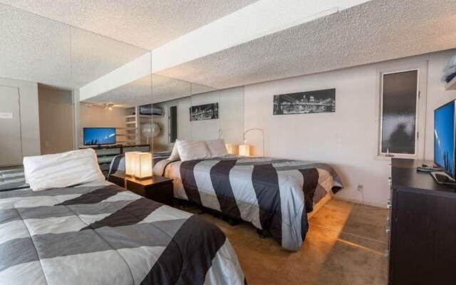 Roomy Condo with Free WiFi & Uncovered Parking by RedAwning