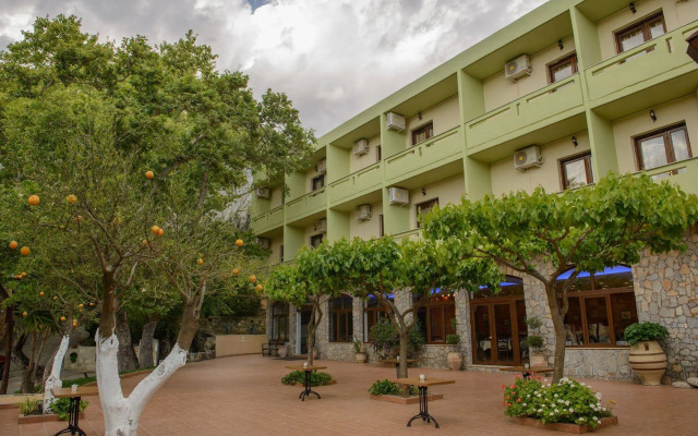 Idi Hotel